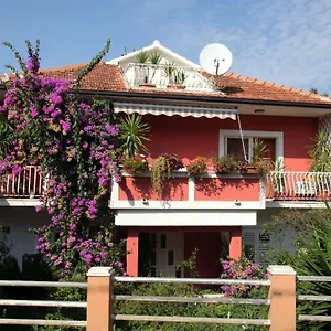 https://stela-apartments.splithotels.org